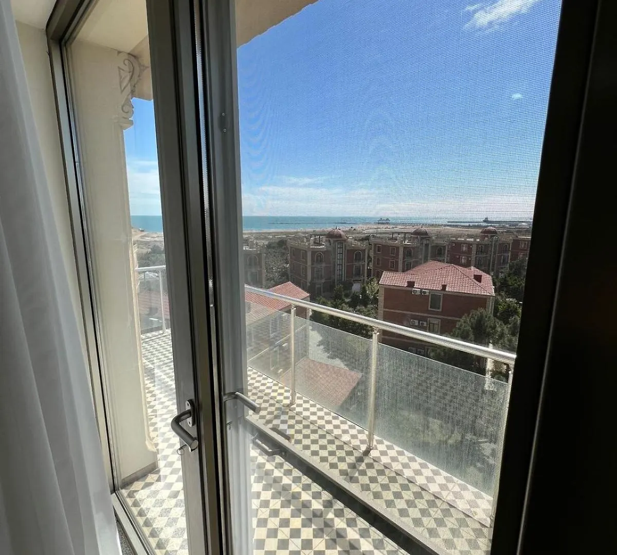 Sea Side 4 Bedroom 5 Bathroom Apartment Baku
