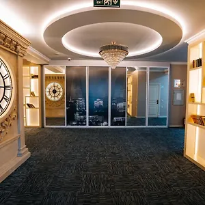 4* فندق The Clocktower