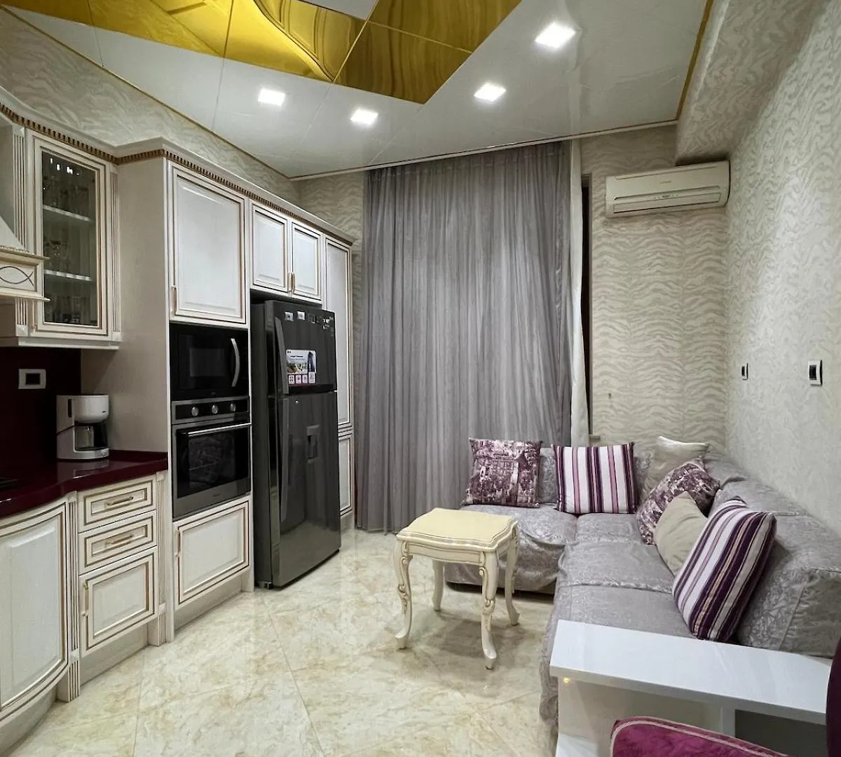 Sea Side 4 Bedroom 5 Bathroom Apartment Baku