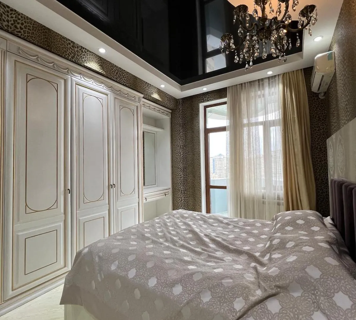 Sea Side 4 Bedroom 5 Bathroom Apartment Baku