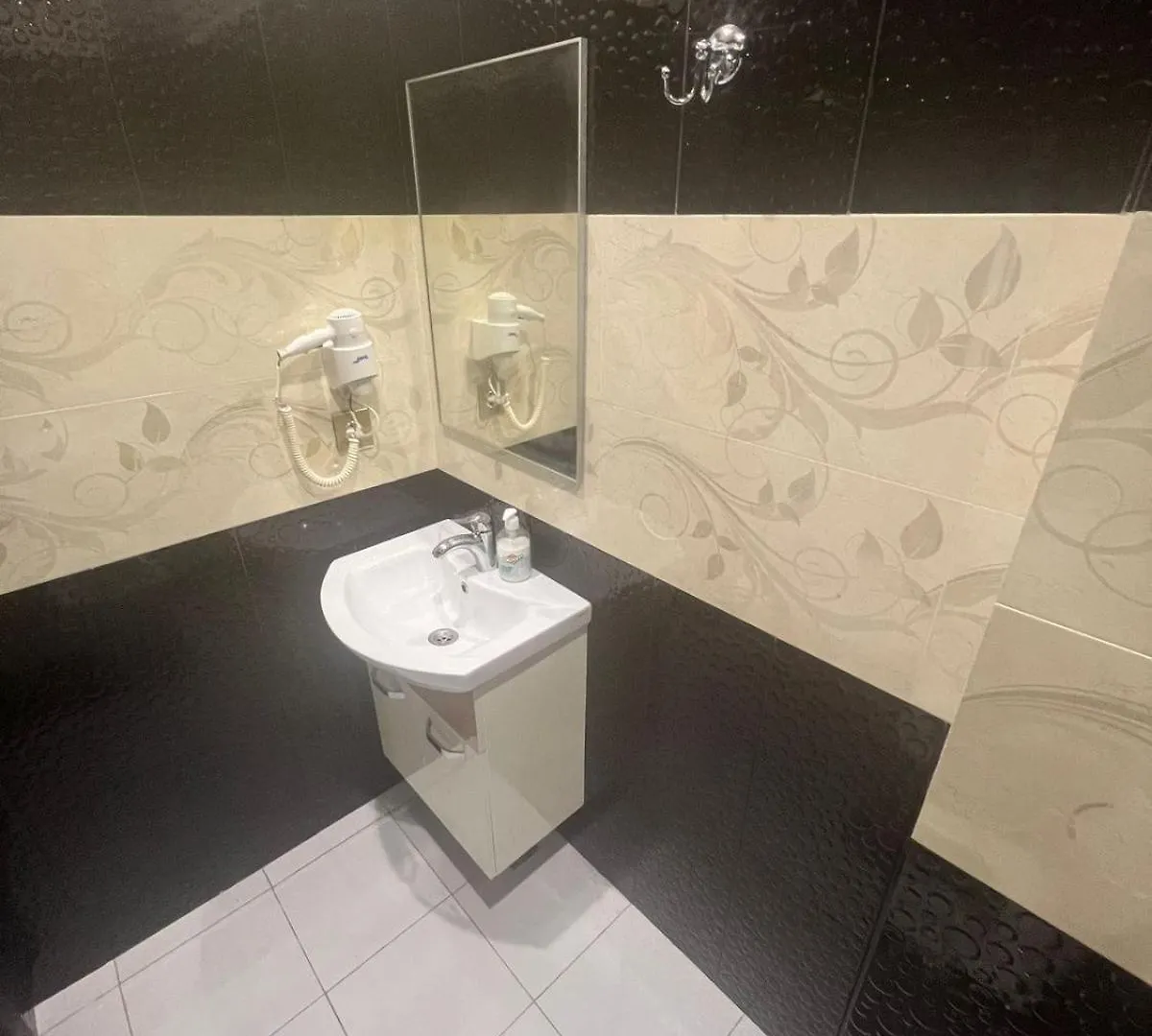 Sea Side 4 Bedroom 5 Bathroom Apartment Baku Azerbaijan